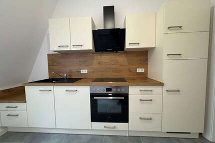 Wohnung zum Mieten in Dresden 999,00 € 77 m²