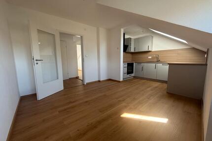 Frisch renovierte 4 Zimmer Wohnung in Neunburg m - Neunburg vorm Wald