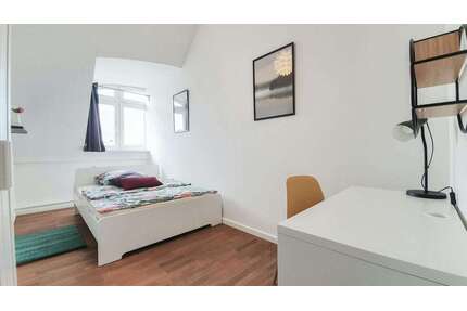 WG-Zimmer in Berlin 560,00 € 13 m²