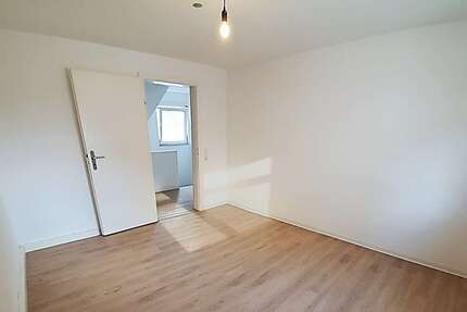 Wohnen auf Zeit in Stuttgart-Untertürkheim 550,00 €