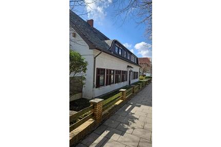 2 Zimmer Wohnung, 1. OG, 66 m², Renoviert, sofort Bezugsfrei, H-2 - Bremen Burglesum