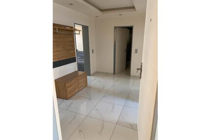 Kernsaniert! Helle 3 Zimmer Wohnung im Zentrum Bergheim