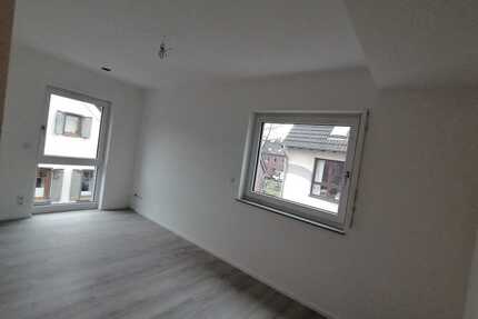 1 WG- Zimmer ( von 4 ) im Neubau mit großer Dachterrasse im Speckgürtel Kölns, mit Einbauküche - Pulheim