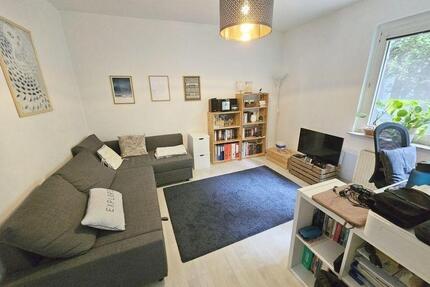 Schöne, helle und gepflegte 2 Zi- Whg mit EBK in Bremen – Neu-Schwachhausen