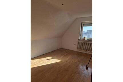 WG-Zimmer, Neu-Ulm, ab sofort - 500,00&nbsp;EUR Kaltmiete, ca.&nbsp; 33,00&nbsp;m&sup2; in Neu-Ulm (PLZ: 89231) Ludwigsfeld