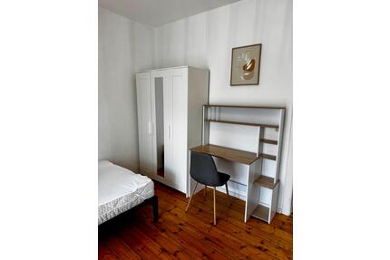 Möblierte WG-Zimmer in Berlin-Köpenick | Anmeldung möglich |