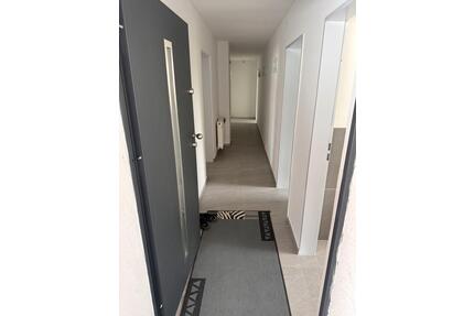 2 Zimmer zu vermieten Einliegerwohnung - Brunnen