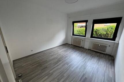 3 Zimmer Wohnung in Langerfeld - 900,00&nbsp;EUR Kaltmiete, ca.&nbsp; 74,00&nbsp;m&sup2; in Wuppertal (PLZ: 42389) Gemarkung Langerfeld