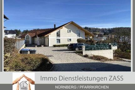Gepflegte 2 Zimmer Wohnung mit Balkon und TG.-Stellpatz - Bad Griesbach i.Rottal