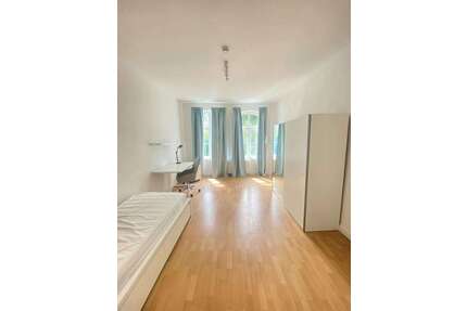 WG-Zimmer in Potsdam 670,00 € 19 m²