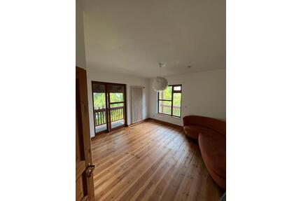 2 WG-Zimmer Wohngemeinschaft - 450,00&nbsp;EUR Kaltmiete, ca.&nbsp; 40,00&nbsp;m&sup2; in Bad Honnef (PLZ: 53604)