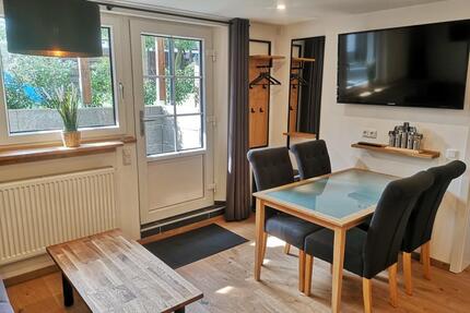 Möblierte 2-Zimmer Souterrain Wohnung in Bensberg - All inclusive - Bergisch Gladbach Alt-Frankenforst