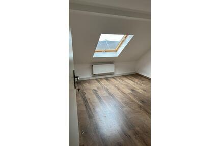 WG-Zimmer in 4er WG in Krefeld zu vermieten – Kornstraße 9 - Wuppertal Elberfeld