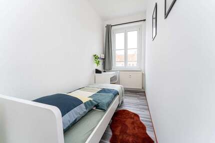 WG-Zimmer in Berlin 590,00 € 8 m²