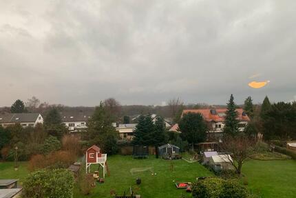 2,5 Zimmer Dachgeschoss Wohnung mit Tageslichtbad und Einbauküche - Bochum Eppendorf