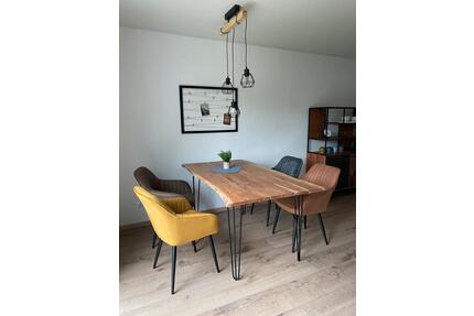 Moderne vollmöblierte 2 Zimmer Wohnung 60qm2 Stellplatz Hausen