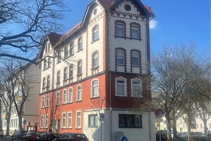 Renovierte 3-Zimmer DG-Wohnung - zentral und hell mit EBK - Braunschweig Lehndorf-Watenbüttel