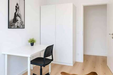 WG-Zimmer in München 850,00 € 12 m²