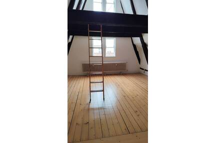 WG-Zimmer zu vermieten - 454,00&nbsp;EUR Pauschalmiete, ca.&nbsp; 24,00&nbsp;m&sup2;&nbsp;Wohnfl&auml;che in Bremen (PLZ: 28195) Altstadt