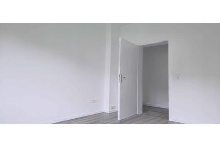 Kleine 4 Zimmer im Erdgeschoß - 720,00&nbsp;EUR Kaltmiete, ca.&nbsp; 72,00&nbsp;m&sup2; in Minden (PLZ: 32427) Bärenkämpen