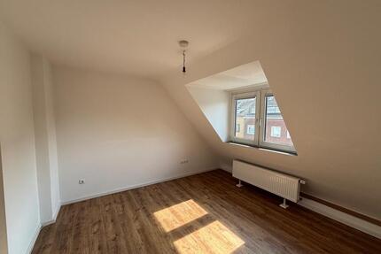 WG Zimmer Düsseldorf - 600,00&nbsp;EUR Kaltmiete, ca.&nbsp; 18,00&nbsp;m&sup2; in Düsseldorf (PLZ: 40599) Stadtbezirk 9