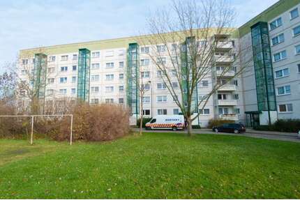 Wohnung zum Mieten in Leipzig 334,39 € 39.34 m²