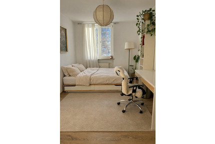 Ruhiges, möbliertes WG-Zimmer mit Herz in Parkstadt Schwabing - München