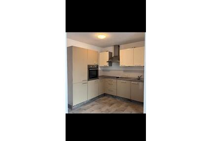 3 Zimmer Wohnung zu vermieten - 650,00&nbsp;EUR Kaltmiete, ca.&nbsp; 94,00&nbsp;m&sup2; in Hamburg (PLZ: 22089) Wandsbek