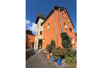 Gemütliche 2-Zimmer mit Laminat, offener Küche, Tageslichtbad mit Wanne und Dusche! - Chemnitz Klaffenbach