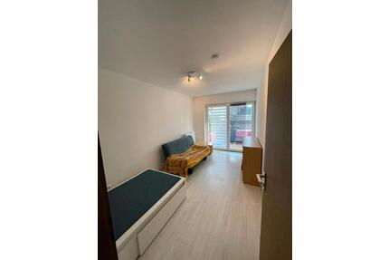 WG-Zimmer mit Balkon zu vermieten - Würzburg Heuchelhof