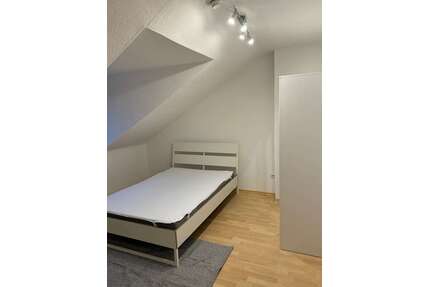 WG-Zimmer in Düsseldorf 750,00 € 14 m²