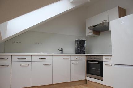 2 Zimmer Wohnung zur Miete - 830,00&nbsp;EUR Kaltmiete, ca.&nbsp; 60,00&nbsp;m&sup2; in Linkenheim-Hochstetten (PLZ: 76351)