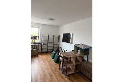4 Zimmer Wohnung in Bislich. - 890,00&nbsp;EUR Kaltmiete, ca.&nbsp; 94,00&nbsp;m&sup2; in Wesel (PLZ: 46483)