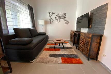 1,5 Zimmer Wohnung möbliert+Parkplatz+WLAN- eigener Eingang - Bonn Dransdorf