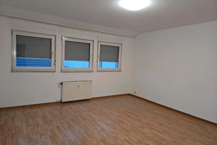 2-Zimmer Wohnung in der Waldstrasse, Rüsselsheim - Rüsselsheim am Main