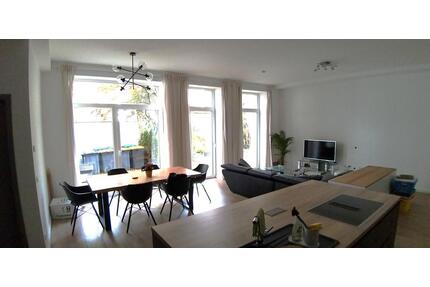 Wuppertal,Südst.,Uni,Studenten-Luxus-WG auf fast 300 m² m. Garten