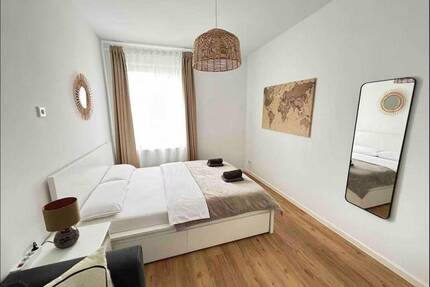 Sanierte 2 Zi-Whg. mit Einbauküche + Nähe Maschsee - Hannover Ricklingen
