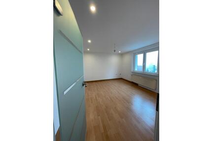 3 ZimmerWohnung mit 2 Schlafzimmer zu vermieten Erstbezug - Crimmitschau