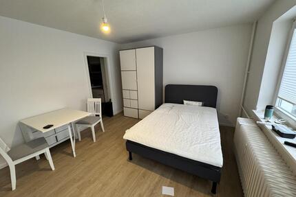 Schöne 1 Zimmer Wohnung, Erstbezug möbliert neues Bad + Küche 700 warm - Göttingen Grone