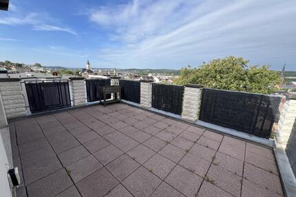 Dachterrasse, Kamin und Fußbodenheizung! Außergewöhnliche 4 Zimmer Wohnung in ruhiger Innenstadtlage! - Gera