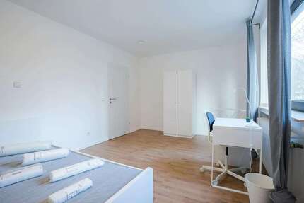 WG-Zimmer in Düsseldorf 619,00 € 9 m²