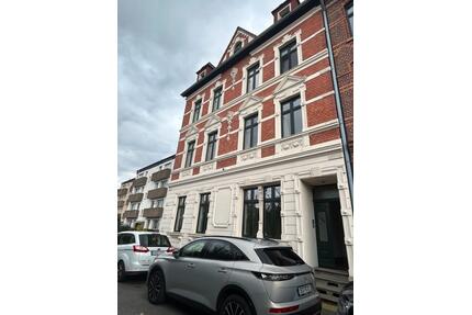 Wohnen im Jugendstil: 3,5 Zimmer Wohnung m. Balkon - Witten Annen