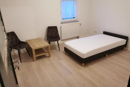 Wg zimmer in niederhofen - 550,00&nbsp;EUR Kaltmiete, ca.&nbsp; 25,00&nbsp;m&sup2; in Neumarkt in der Oberpfalz (PLZ: 92318) Altenhof