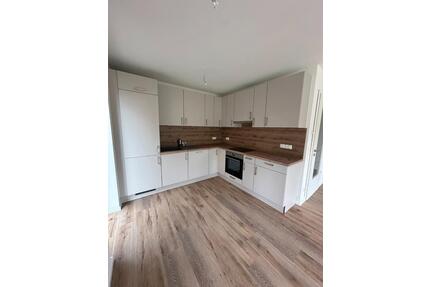 Erstbezug seniorengerechtes Neubau-Wohnen 2 Zimmer Wohnung 45m² mit Balkon in Neumünster Gadeland