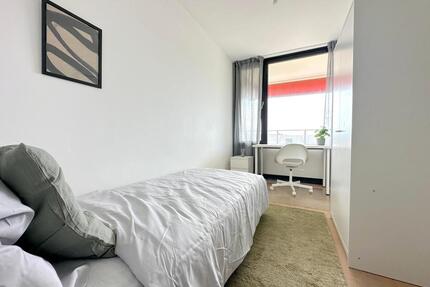 ✨ WG-Zimmer in Frankfurt-Sachsenhausen – Zimmer 5 ab sofort frei | Zimmer 2 & 3 ab 01.05 verfügbar | - Frankfurt am Main Sachsenhausen Süd