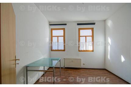 BIGKs - Suhl: Mitte 2 Raum Wohnung ,WG geeignet, Dusche, sep. Küche (-;)