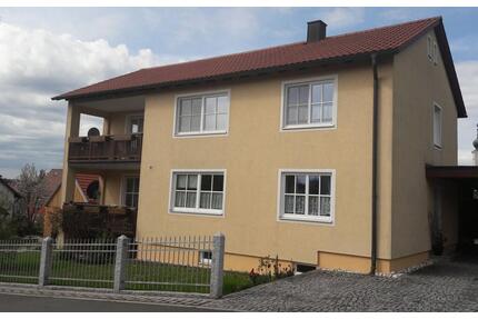 3-Zimmer Wohnung mit Balkon in Pressath