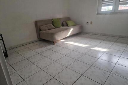 1 Zimmer in 2er WG Frauen ab sofort - Ludwigshafen am Rhein