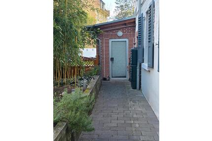 2 Zimmer Wohnung Hinterhaus Frankfurt Bockenheim Wohnung - Frankfurt am Main