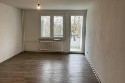 Sehr schöne 2-Zimmer Wohnung mit Balkon in Bielefeld Baumheide